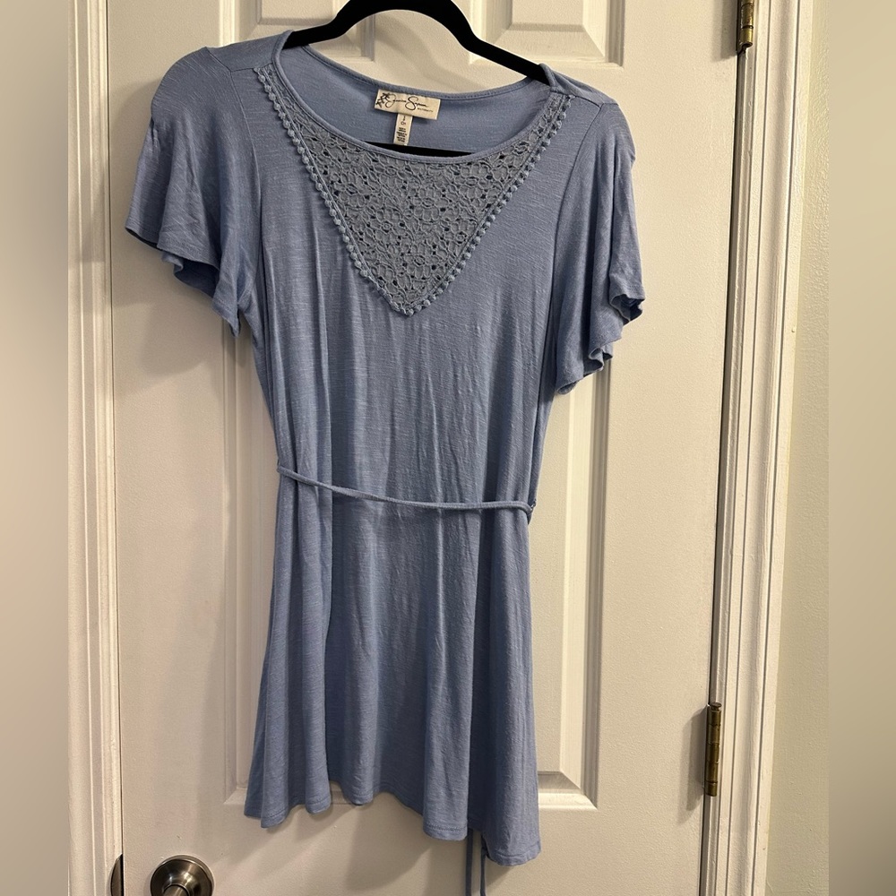 Jessica Simpson Flutter Sleeve Maternity Shirt
